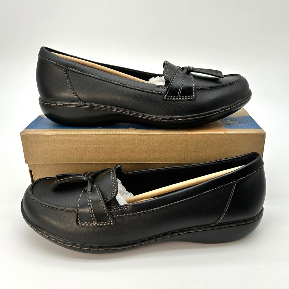 Clarks Ashland Bubble Womens Loafers Size 9 Black Leather Tassels Cushioned NEW